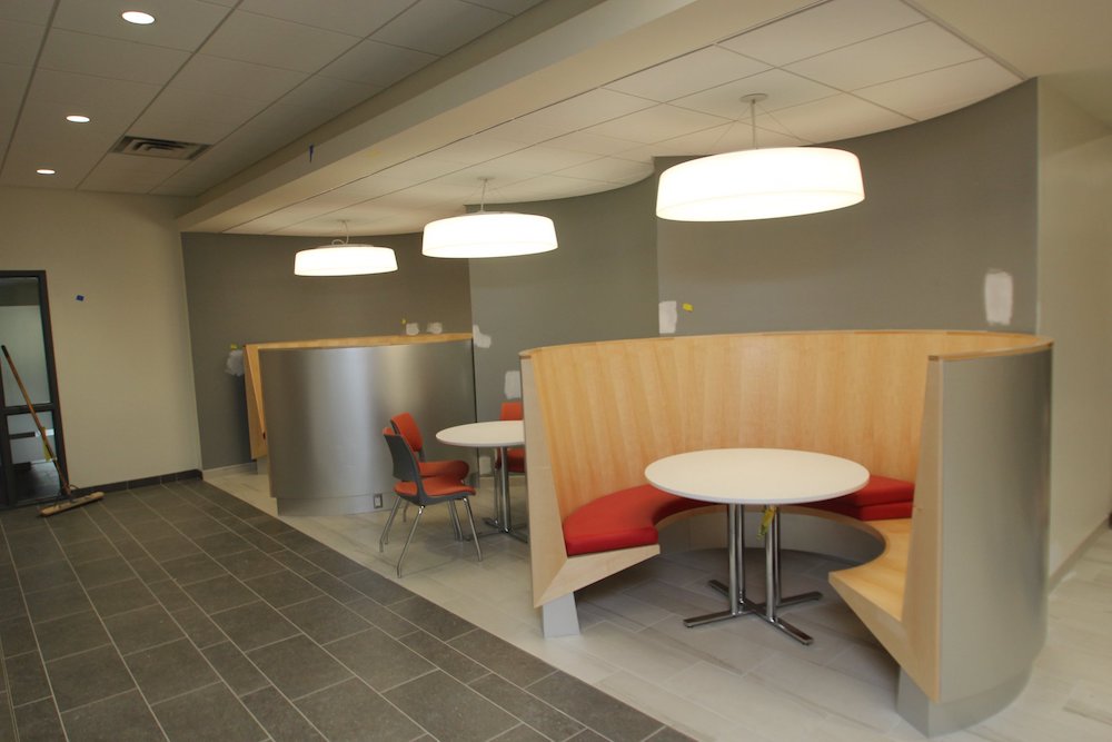 An empty lounge in HCC's new Center for Life Sciences